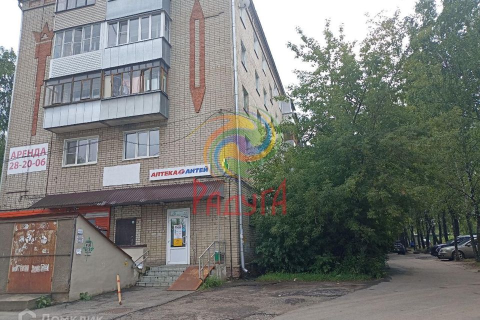 Продаётся 4-комнатная квартира, 60.5 м²