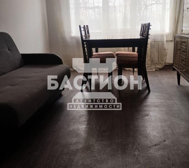 Продаётся 3-комнатная квартира, 57.3 м²