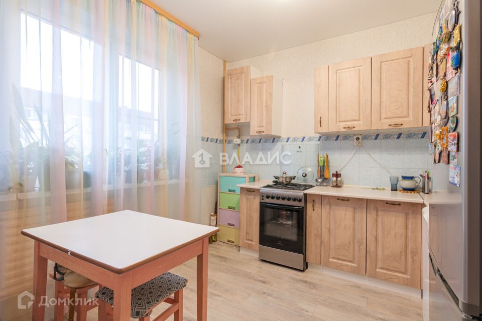 Продаётся 3-комнатная квартира, 64.8 м²