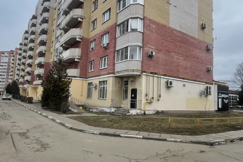 Продаётся 3-комнатная квартира, 97.5 м²