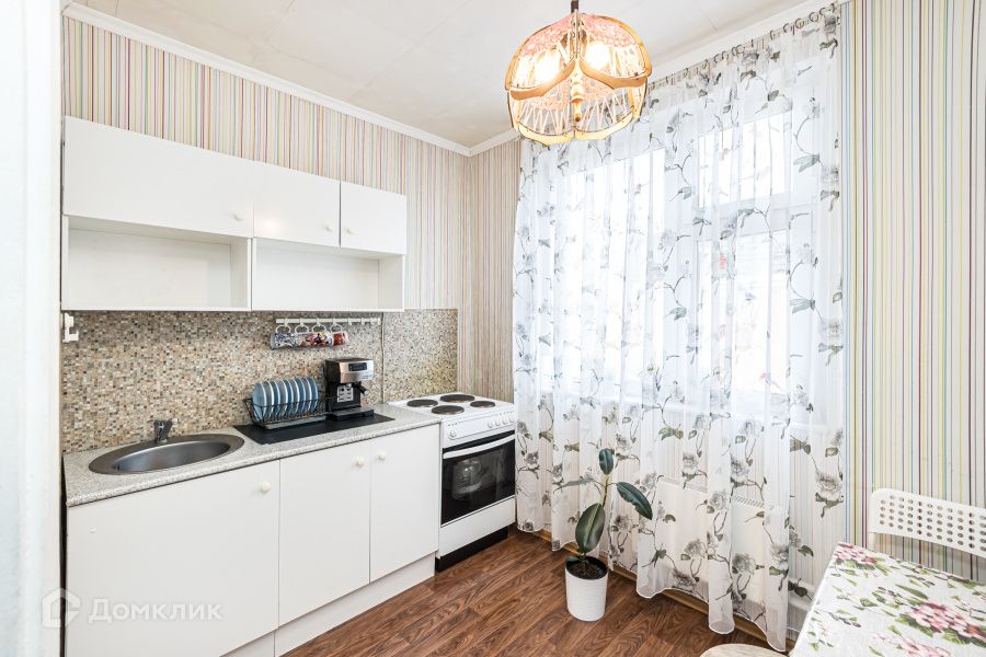 Продаётся 1-комнатная квартира, 37.6 м²