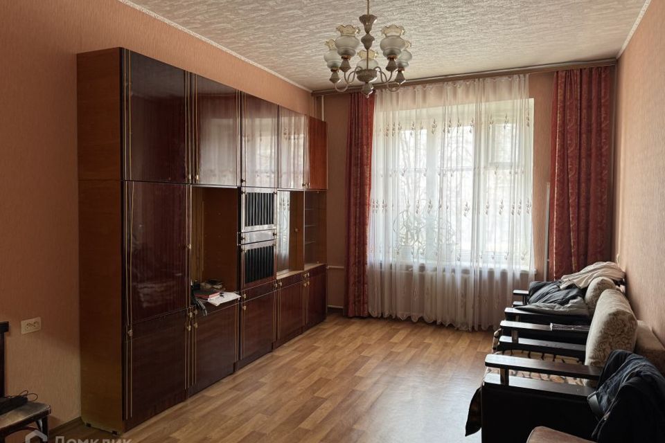 Продаётся 2-комнатная квартира, 56.5 м²