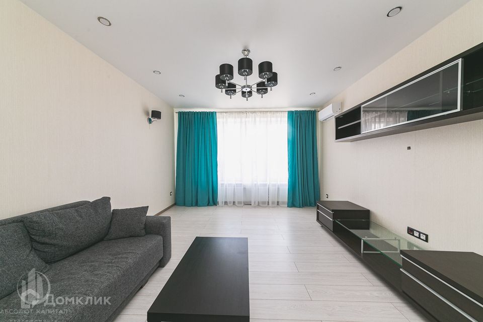 Сдаётся 1-комнатная квартира, 42 м²