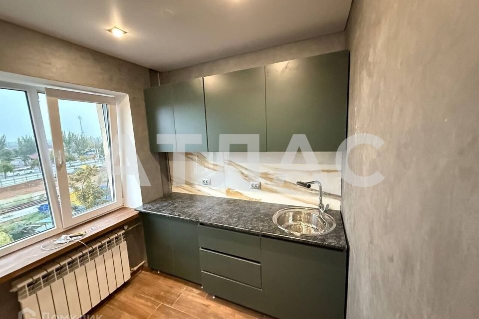 Продаётся 3-комнатная квартира, 50.3 м²