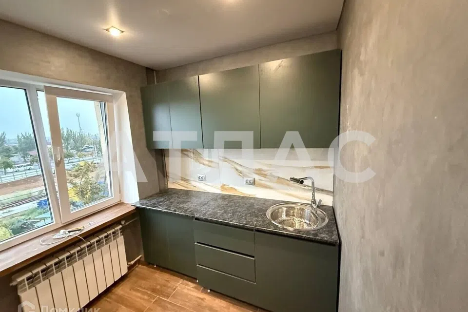 Продаётся 3-комнатная квартира, 50.3 м²