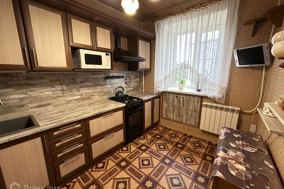 Продаётся 3-комнатная квартира, 61.2 м²