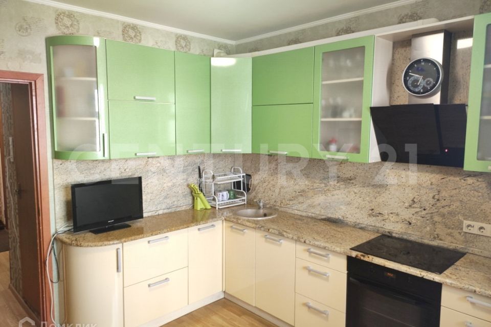 Продаётся 4-комнатная квартира, 105.1 м²