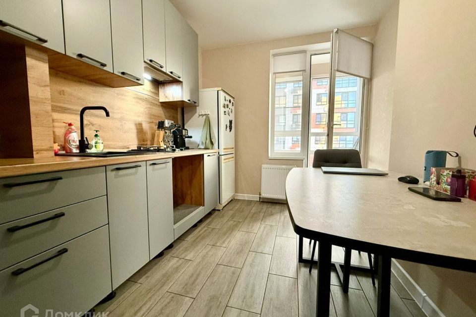 Продаётся 1-комнатная квартира, 37 м²