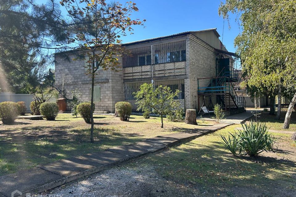 Продаётся таунхаус, 2-эт., 318.1 м²