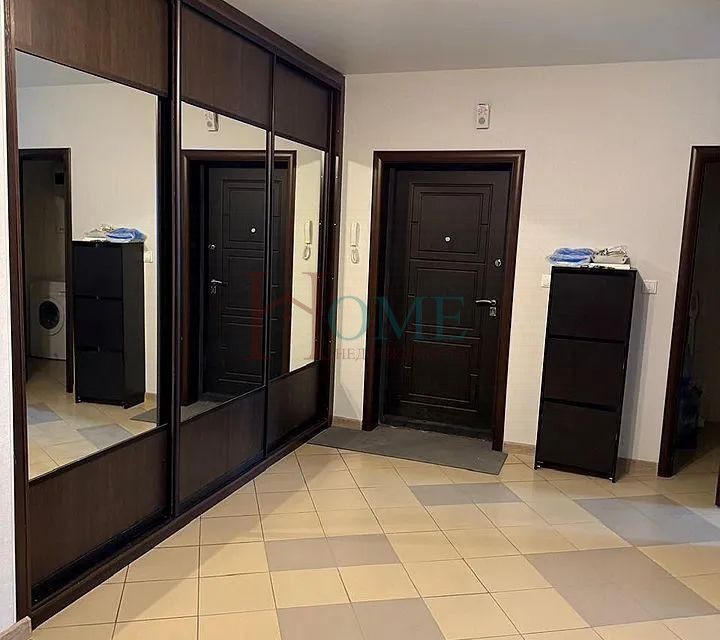 Сдаётся 3-комнатная квартира, 91 м²
