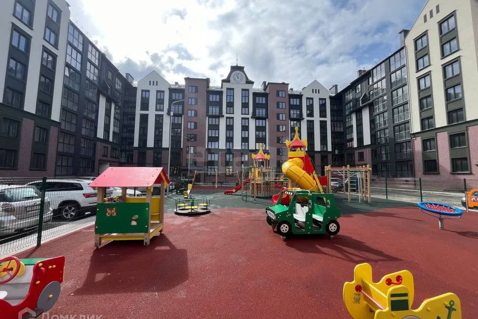 Продаётся 2-комнатная квартира, 90 м²
