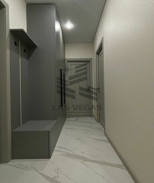 Сдаётся 2-комнатная квартира, 65 м²