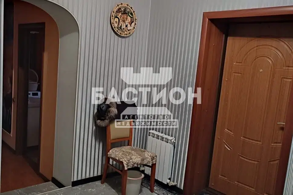 Продаётся 2-этажный дом, 270 м²