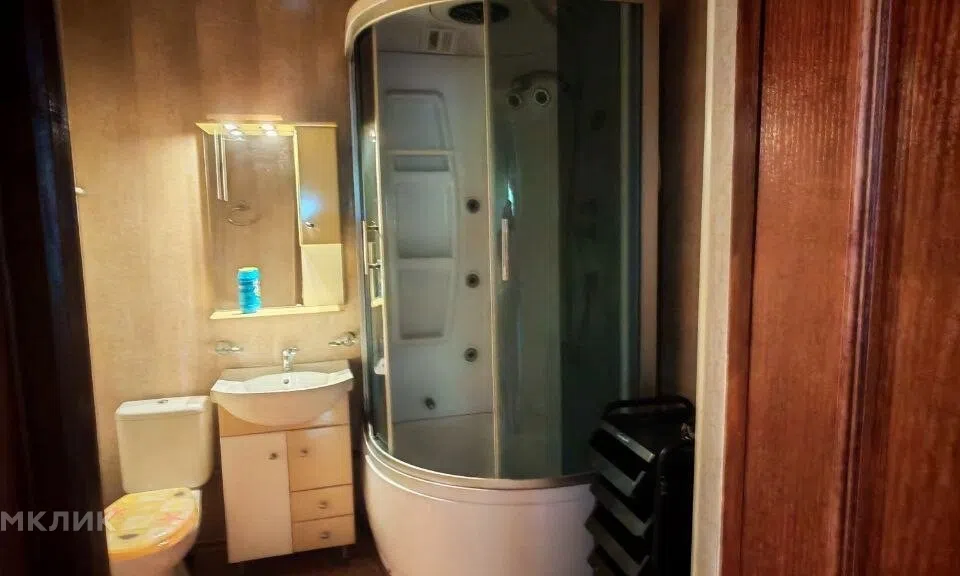 Продаётся 2-этажный дом, 230 м²