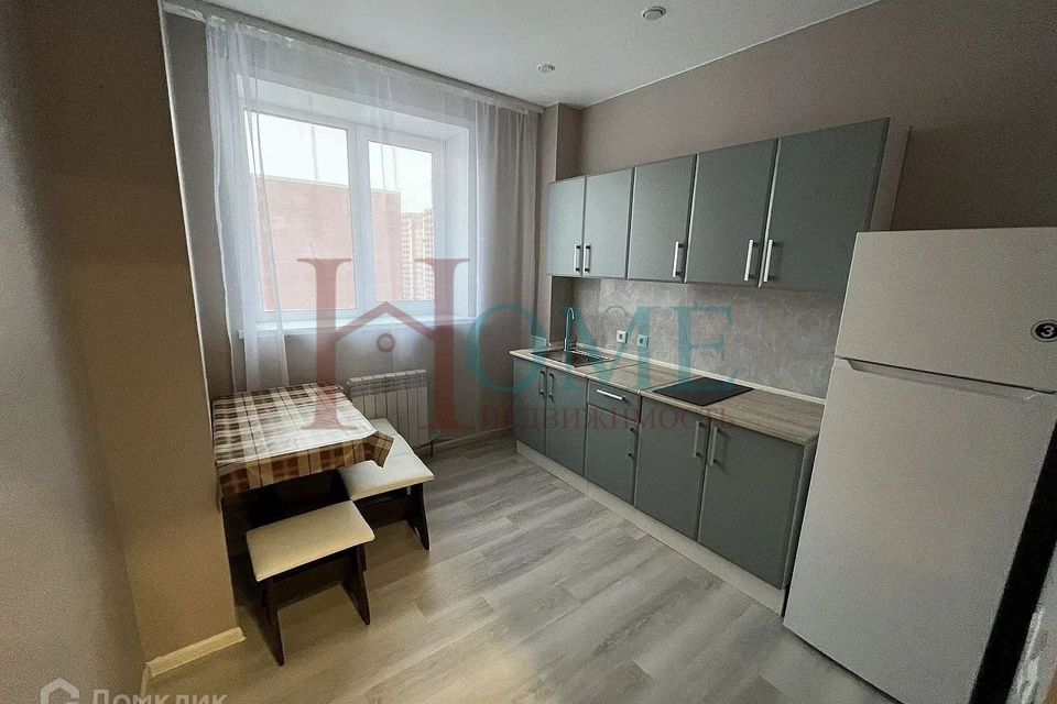 Сдаётся 1-комнатная квартира, 37 м²