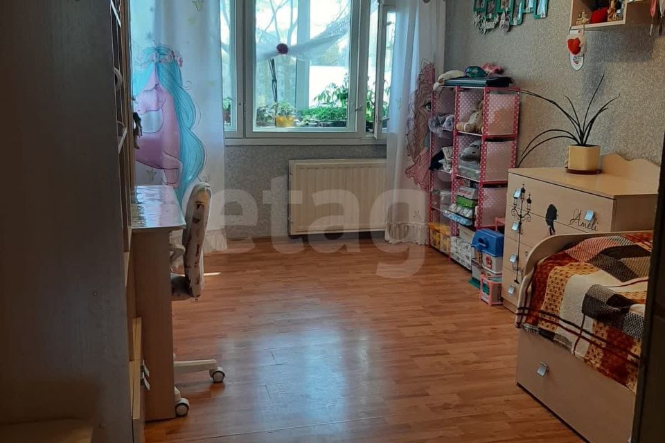 Продаётся 3-комнатная квартира, 62 м²