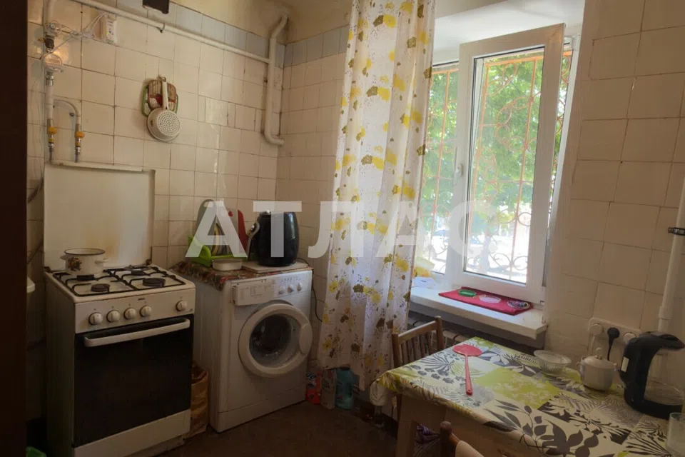 Продаётся 3-комнатная квартира, 52.1 м²