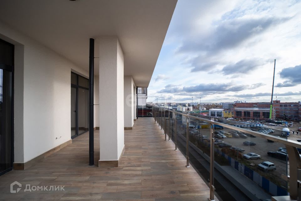 Продаётся 3-комнатная квартира, 122.1 м²