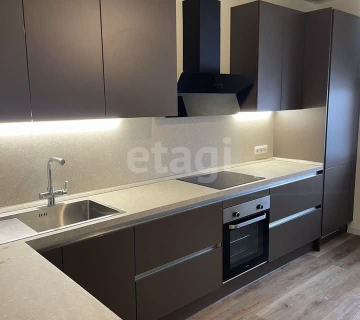 Продаётся 2-комнатная квартира, 75 м²