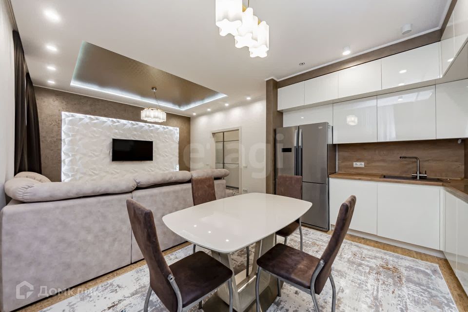 Продаётся 2-комнатная квартира, 72 м²