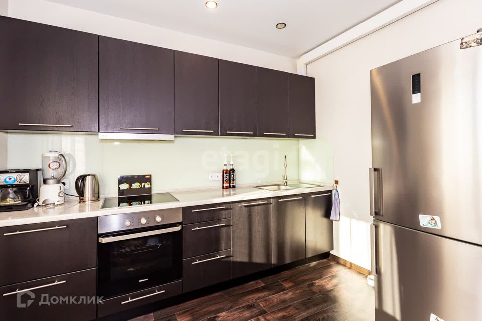 Продаётся 1-комнатная квартира, 37.8 м²