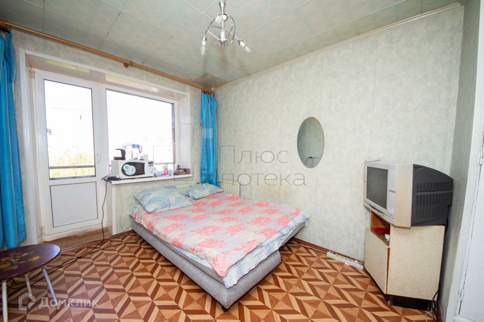 Продаётся комната в 11-комн. квартире, 11.5 м²