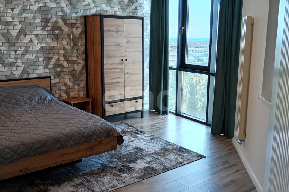 Продаётся 1-комнатная квартира, 53 м²