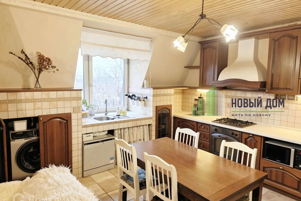 Продаётся 3-комнатная квартира, 90.8 м²