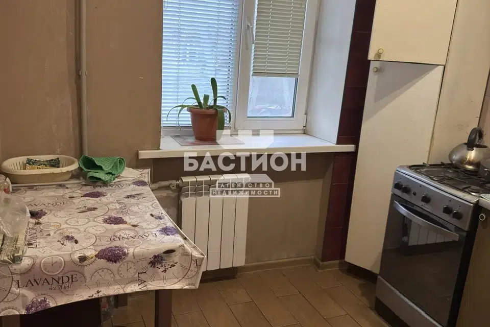 Продаётся 3-комнатная квартира, 56 м²