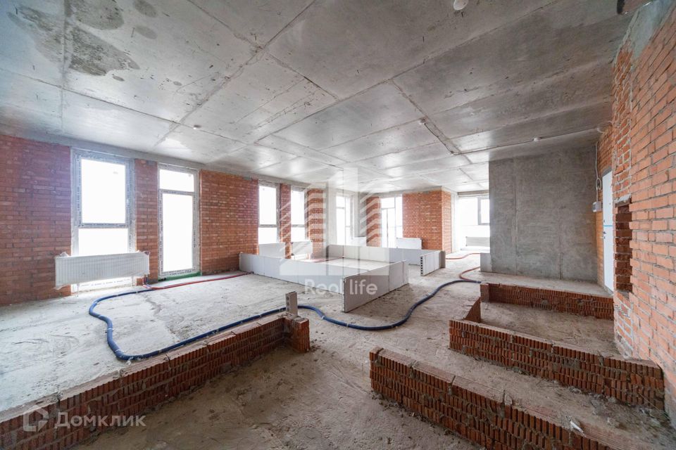 Продаётся 3-комнатная квартира, 99 м²