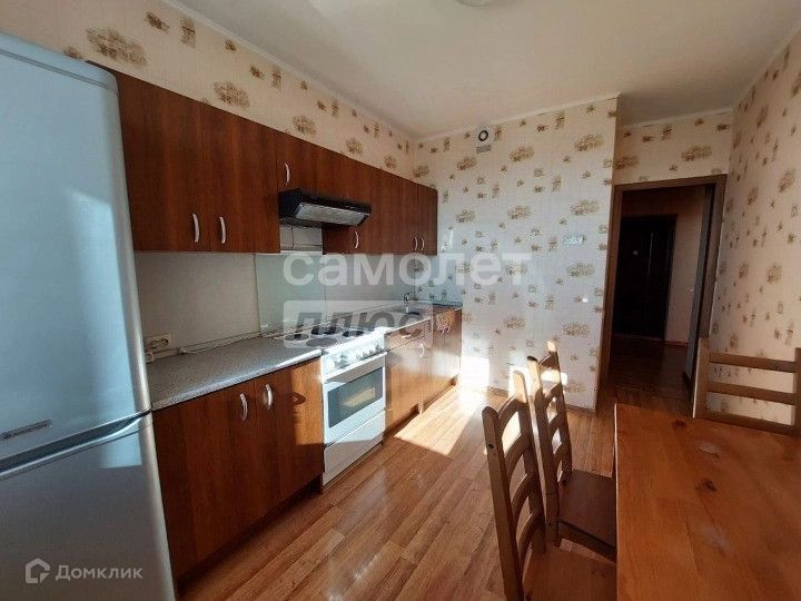 Продаётся 2-комнатная квартира, 60.8 м²