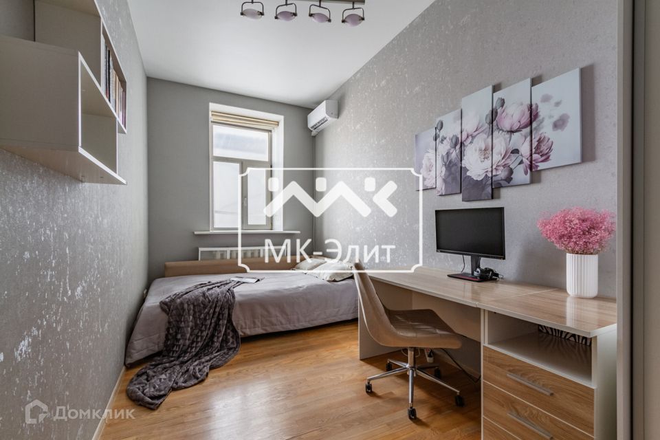 Продаётся 2-комнатная квартира, 68.3 м²