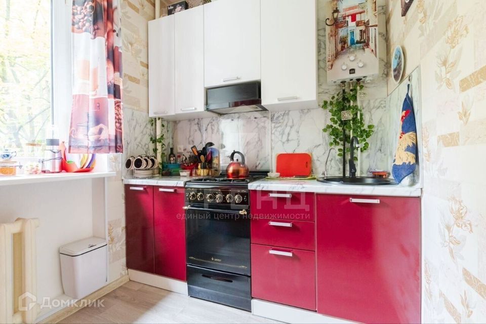 Продаётся 2-комнатная квартира, 43.3 м²