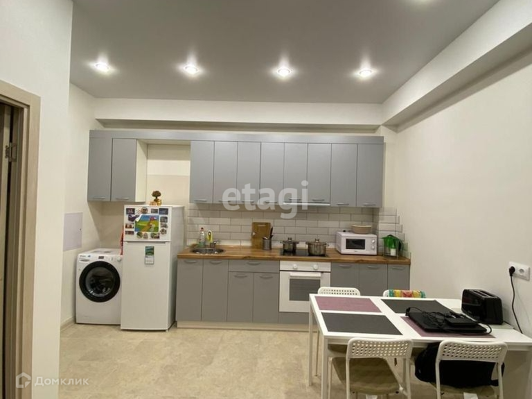Продаётся 1-комнатная квартира, 40 м²