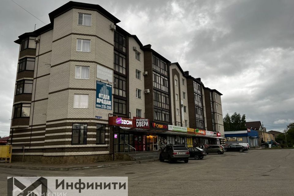 Продаётся 1-комнатная квартира, 42 м²