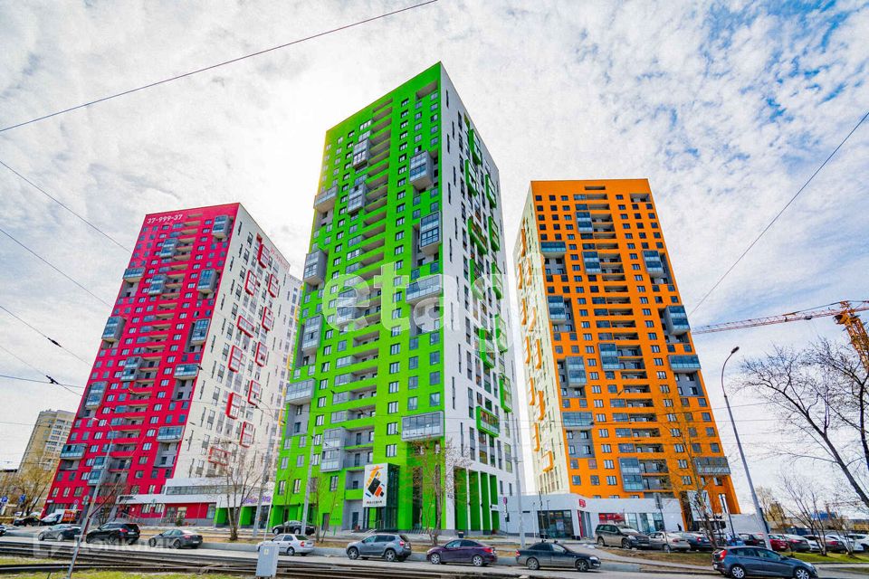 Продаётся комната в 2-комн. квартире, 62.2 м²