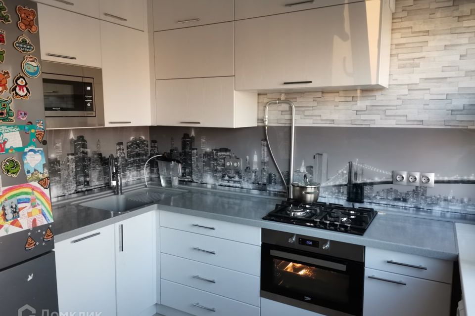 Продаётся 3-комнатная квартира, 54.4 м²