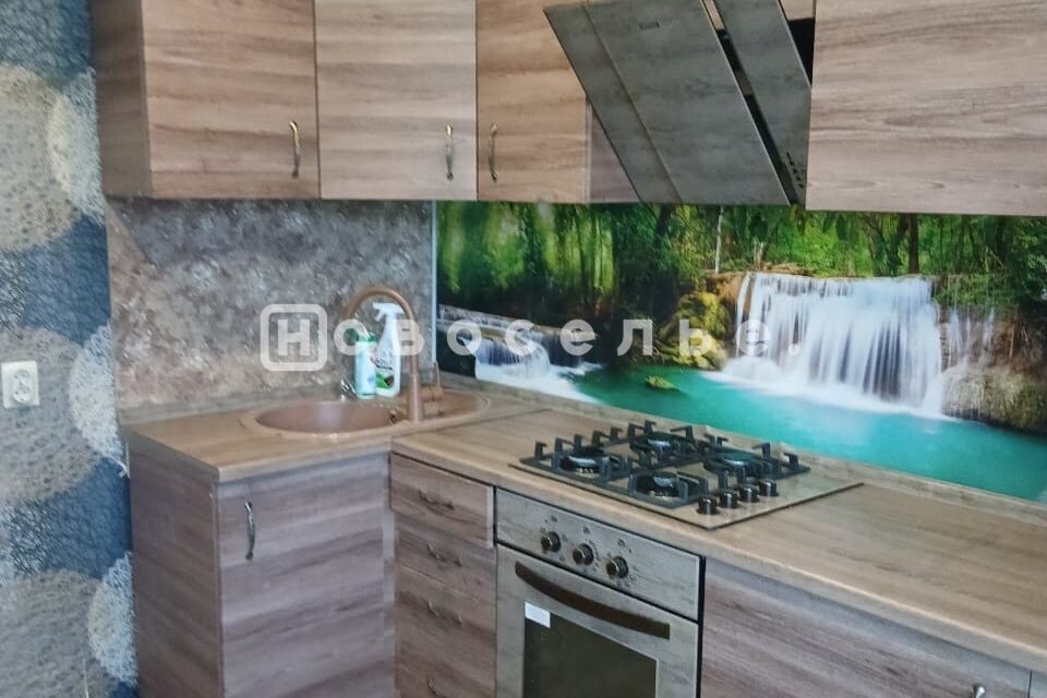 Продаётся 2-комнатная квартира, 46.4 м²