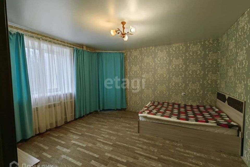 Продаётся 1-комнатная квартира, 48.9 м²