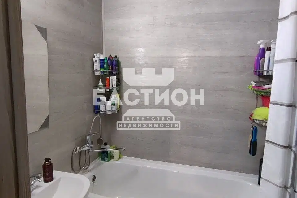 Продаётся 3-комнатная квартира, 72 м²