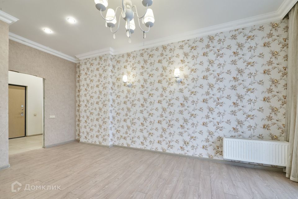 Продаётся 1-комнатная квартира, 56.8 м²
