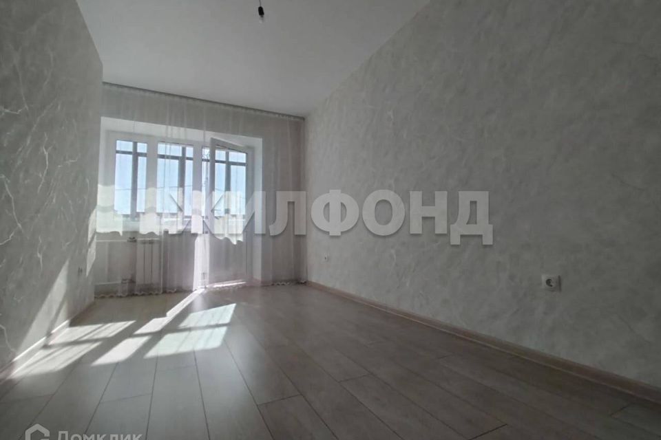 Продаётся 1-комнатная квартира, 42 м²