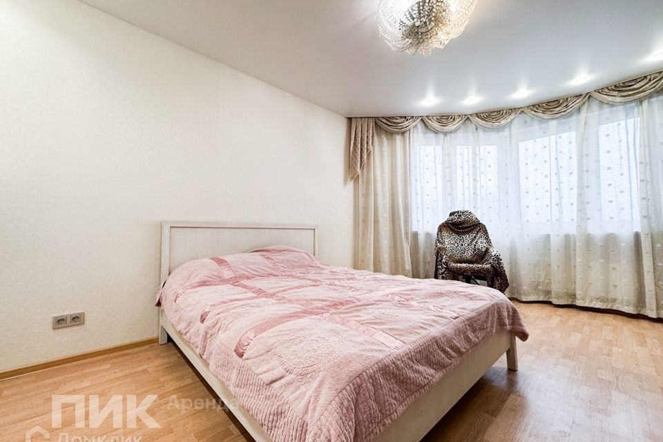 Сдаётся 1-комнатная квартира, 54 м²