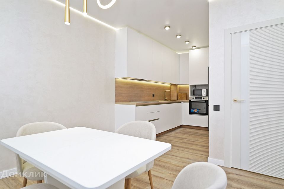 Продаётся 3-комнатная квартира, 70.7 м²