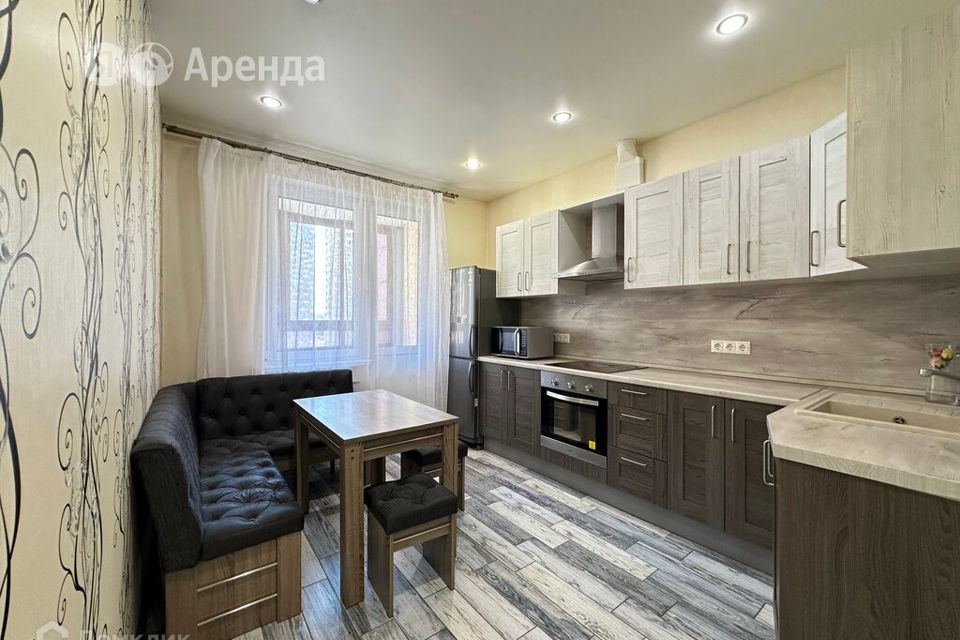 Сдаётся 2-комнатная квартира, 74 м²