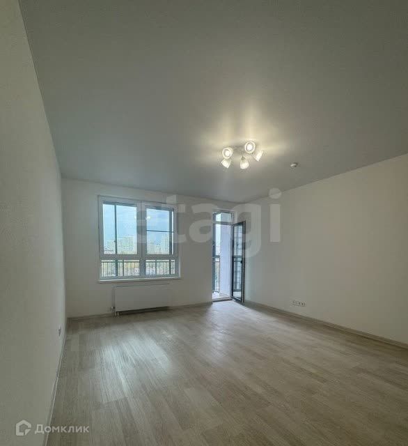 Продаётся 1-комнатная квартира, 44.7 м²
