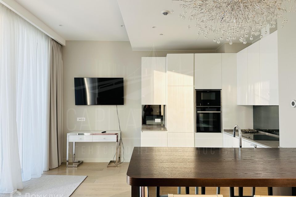 Сдаётся 2-комнатная квартира, 75 м²