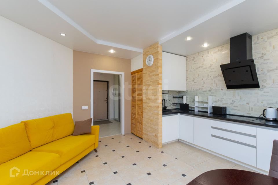 Продаётся 2-комнатная квартира, 80.3 м²