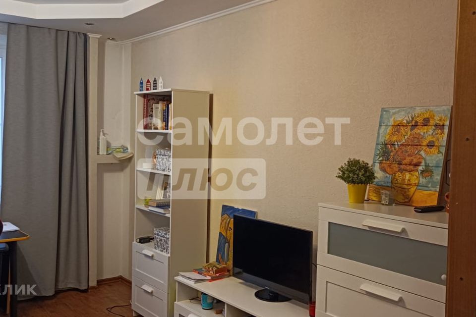 Продаётся 1-комнатная квартира, 38 м²