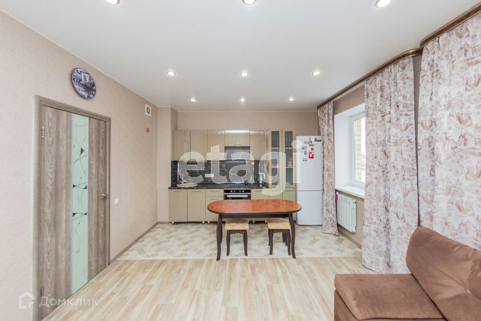 Продаётся 1-комнатная квартира, 49.1 м²